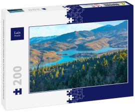 Lais Puzzle - Panoramablick auf den Plastira-See (Limni Plastira) Griechenland - 200 Teile