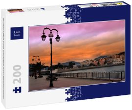 Lais Puzzle - Die Stadt Chalkida, Euböa, Griechenland mit dramatischem Himmel - 200 Teile