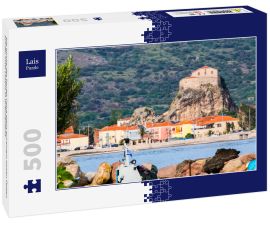 Lais Puzzle - Die Kirche des Dorfes Petra steht auf einem hohen Felsen auf der Insel Lesbos in Griechenland - 500 Teile