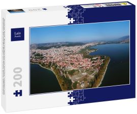 Lais Puzzle - Ikonische Stadt, Burg und Moschee von Ioannina, umgeben vom berühmten See und den Bergen von Pindus, Epirus, Griechenland - 200 Teile