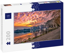 Lais Puzzle - Blick auf den See Pamvotis bei Sonnenuntergang. Ioannina Stadt, Griechenland - 200 Teile