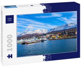Lais Puzzle - Blick auf Ushuaia, Argentinien. Hier kann man die Schiffe und den Hafen derselben Stadt mit den Bergen im Hintergrund sehen. - 1.000 Teile