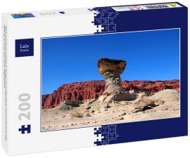 Lais Puzzle - Blick auf die Formation El Hongo im Ischigualasto Provincial Park oder Valle de la Luna, San Juan, Argentinien. - 200 Teile
