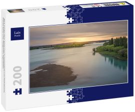 Lais Puzzle - Blick auf den Fluss Santa Cruz in Comandante Luis Piedrabuena, Provinz Santa Cruz, Patagonien, Argentinien. - 200 Teile