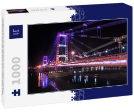 Lais Puzzle - Nachtansicht der Brücke Ingeniero Marcial Candioti mit ihrer LED-Beleuchtung, die mit der Philips Color Kinetics Technologie ausgestattet ist und 1.600.000 Beleuchtungsmöglichkeiten bietet. - 1.000 Teile