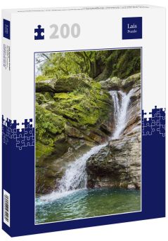 Lais Puzzle - Blick auf einen schönen Wasserfall und Bach im Wald des Nationalparks Los Sosa in Tucuman, Argentinien. - 200 Teile