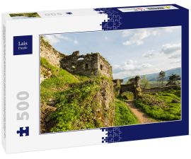 Lais Puzzle - Die Ruinen der Burg. Burg Khust (ruini). Die Burg wurde als königlich-ugrische Festung zum Schutz der Salzstraße von Solotvyn, einschließlich des Khust-Tors und der Umgebung, gebaut. Es ist ein Denkmal von nationaler Bedeutung Architektur...
