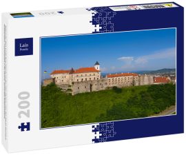 Lais Puzzle - Malerischer Blick auf die Burg Palanok mit den roten Dächern unter dem blauen Himmel in Mukatschewo, Transkarpatien in der Ukraine. Horizontale Außenaufnahme - 200 Teile