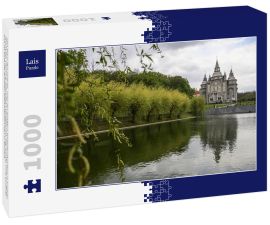 Lais Puzzle - Das Haus des Gebets, eine der größten Baptistenkirchen in Europa. Winnyzja, Ukraine. Haus des Evangeliums. Sie wurde 1996 eröffnet und ist eine der größten Baptistenkirchen in Europa - 1.000 Teile