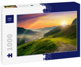 Lais Puzzle - Berghang in der Nähe des Dorfes im Morgennebel - 1.000 Teile
