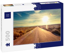 Lais Puzzle - Konzept der Reise mit dem Auto und Abenteuer, Reisen und Freizeit, Weltreise zum Zielort - 500 Teile