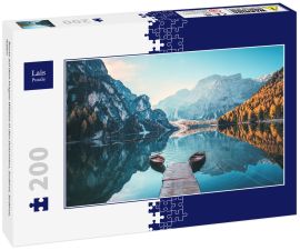 Lais Puzzle - Boote auf dem Pragser Wildsee in den Dolomiten, Sudtirol, Südtirol, Italien - 200 Teile