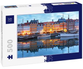 Lais Puzzle - Panorama der Nordseite des Nyhavn mit bunten Fassaden alter Häuser und alter Schiffe in der Altstadt von Kopenhagen, der Hauptstadt Dänemarks - 500 Teile