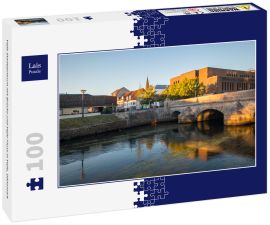 Lais Puzzle - Vejle Stadtzentrum mit Brücke und Vejle-Fluss in Vejle, Dänemark - 100 Teile