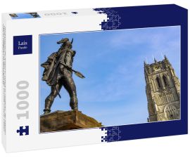 Lais Puzzle - Rückansicht der Ambiorix-Statue in Tongeren, der ältesten Stadt Belgiens, mit dem Turm der Basilika Unserer Lieben Frau in Tongeren im Hintergrund - 1.000 Teile