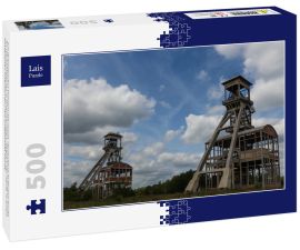Lais Puzzle - Ein dramatischer Himmel mit einem ehemaligen Aufzugsschacht für die Kohleminen in Maasmechelen, Belgien, der heute zu einem kostenlosen öffentlichen Park umgestaltet wurde. - 500 Teile