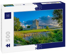 Lais Puzzle - Idyllische Landschaft von Ross Castle im Killarney National Park in Irland. Reise mit dem Auto durch den Ring of Kerry - 500 Teile