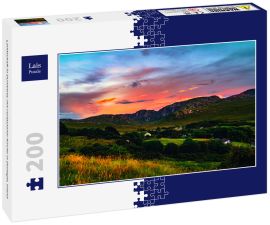 Lais Puzzle - Landschaft in Dunlewey mit verlassener Kirche in Donegal, Irland - 200 Teile